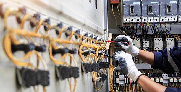 Professional Electrician technician working in Birch Run, MI